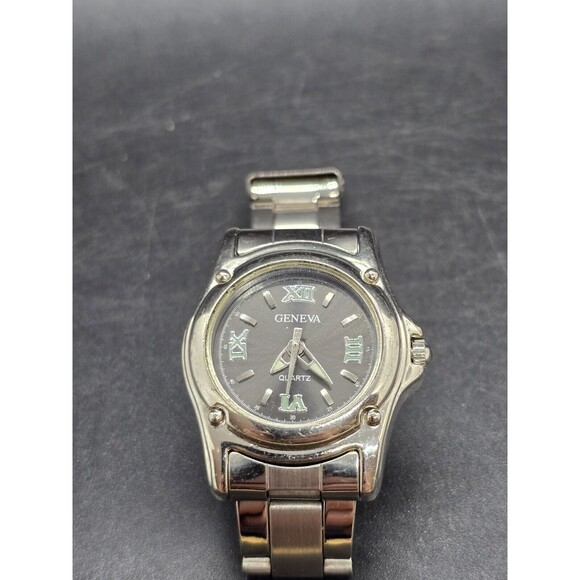 Vtg Women's Geneva Analog Watch Roman Numerals Untested May Need Battery/Repair - Picture 3 of 8